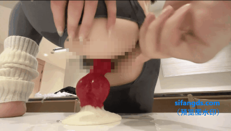 【永久专享】秀人网 晚苏susu超大尺度 快速抽插特写 喷水视频