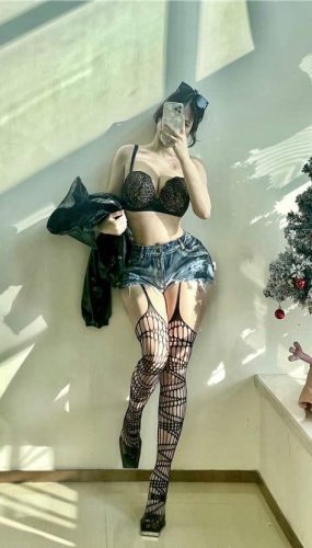 艾拉·isla – 想跟臭宝玩 [25P/51MB]