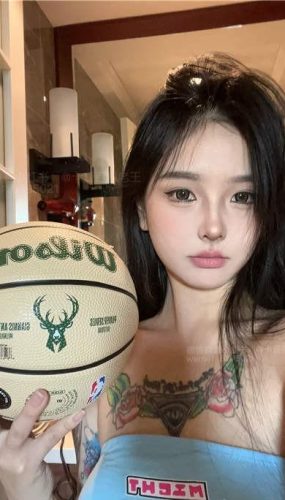 卡通百科老王 – 22年12月-23年2月 微密圈合集[1402P/7V/4.07GB]