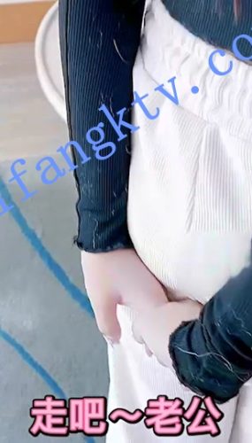 秀人网 王馨瑶【扮演你老婆，第一视角啪…啪】【1V 195M】